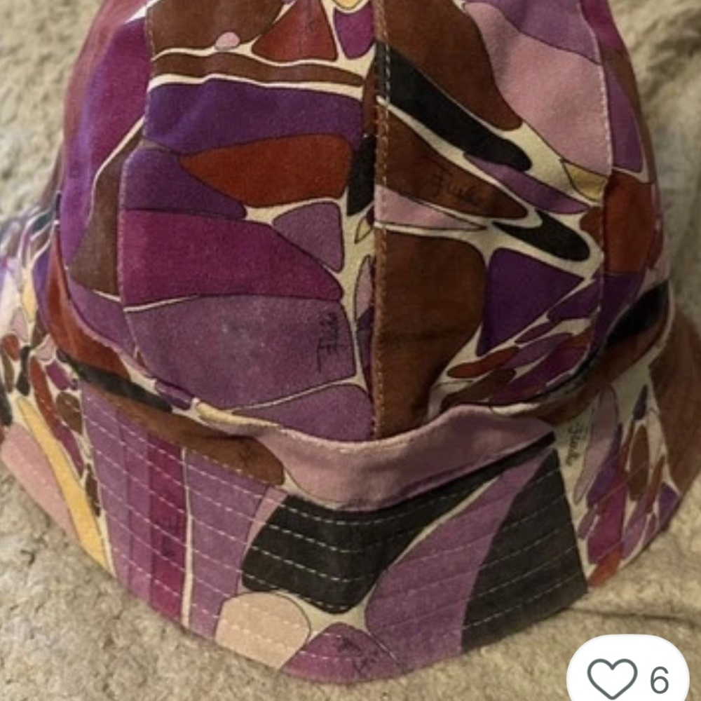 NWOT suede Emilio Pucci vintage bucket hat,